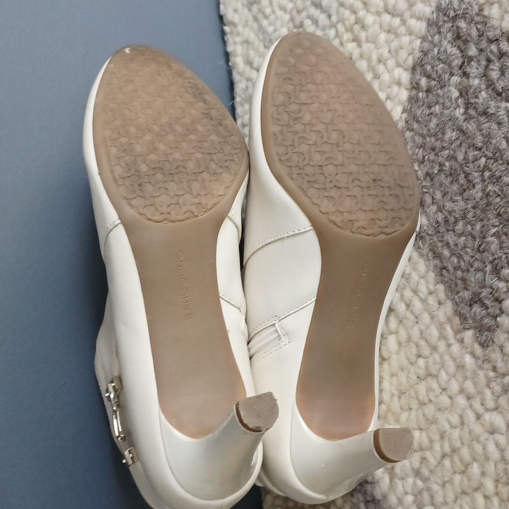 Bandolino Leather Booties - Picture 12 of 16